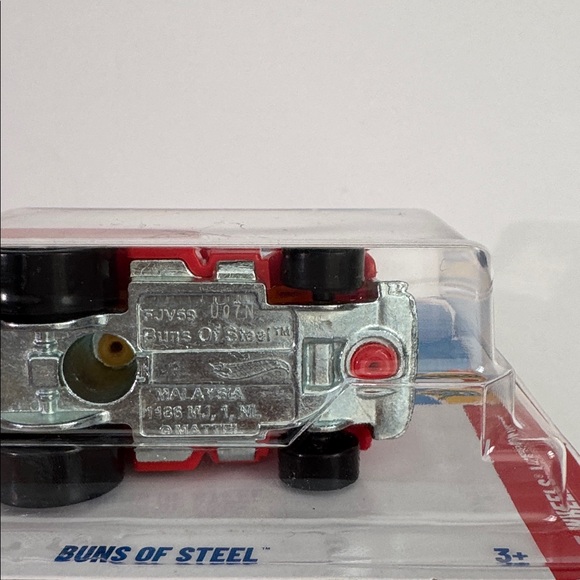 Mattel Hot Wheels Red Buns of Steel Car 🍔 - Picture 3 of 3